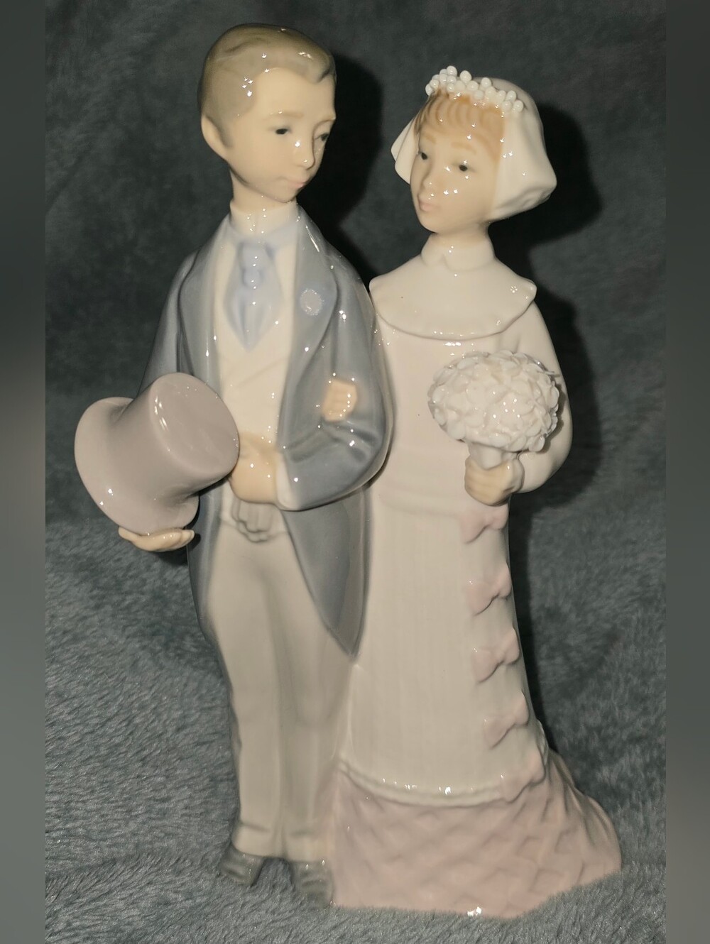 Vintage Lladro "Wedding" Porcelain Figurine
